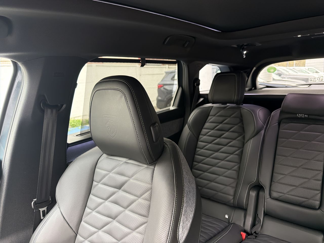 Peugeot 5008 — foto 12 de 37