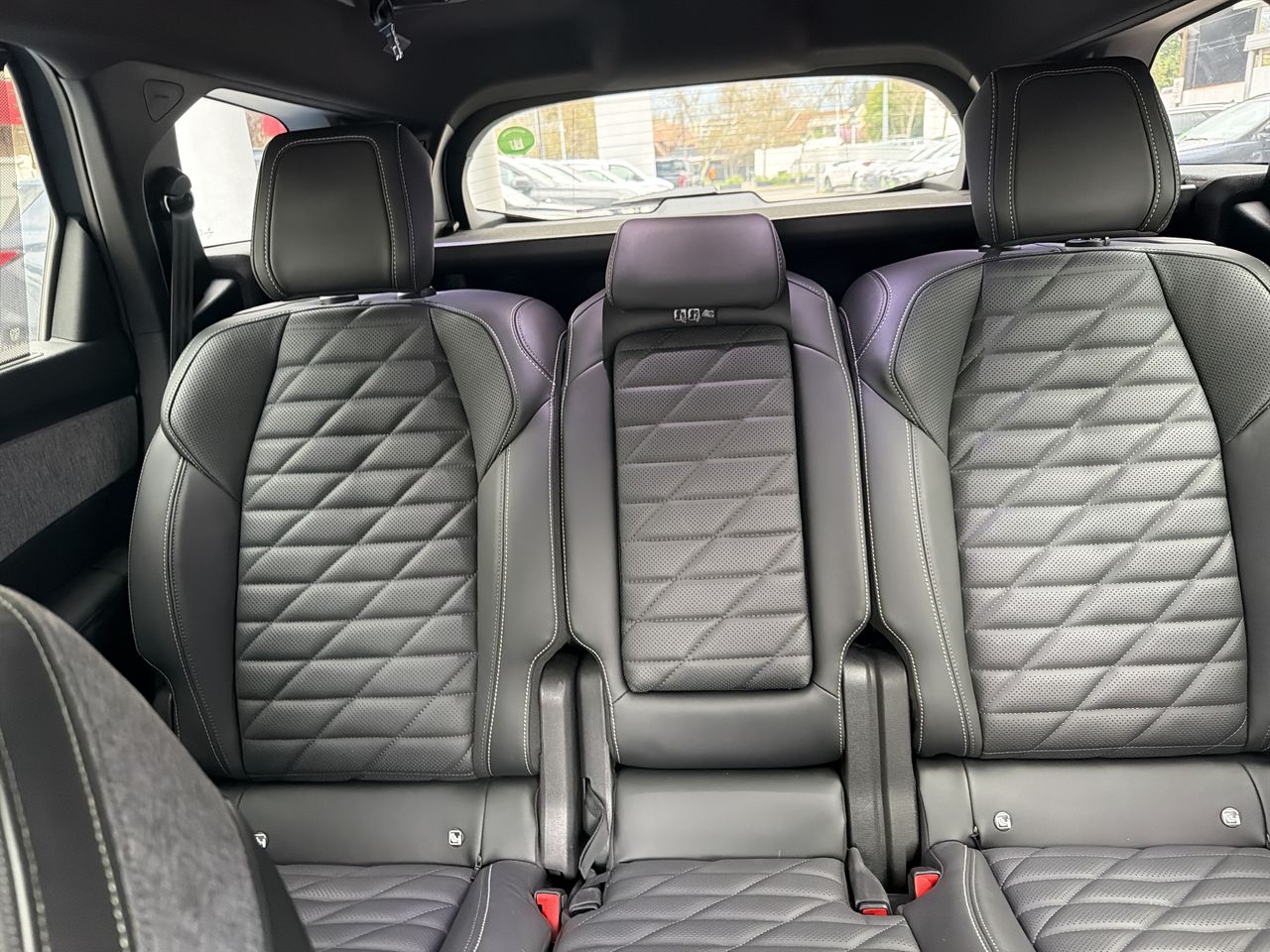 Peugeot 5008 — foto 13 de 37
