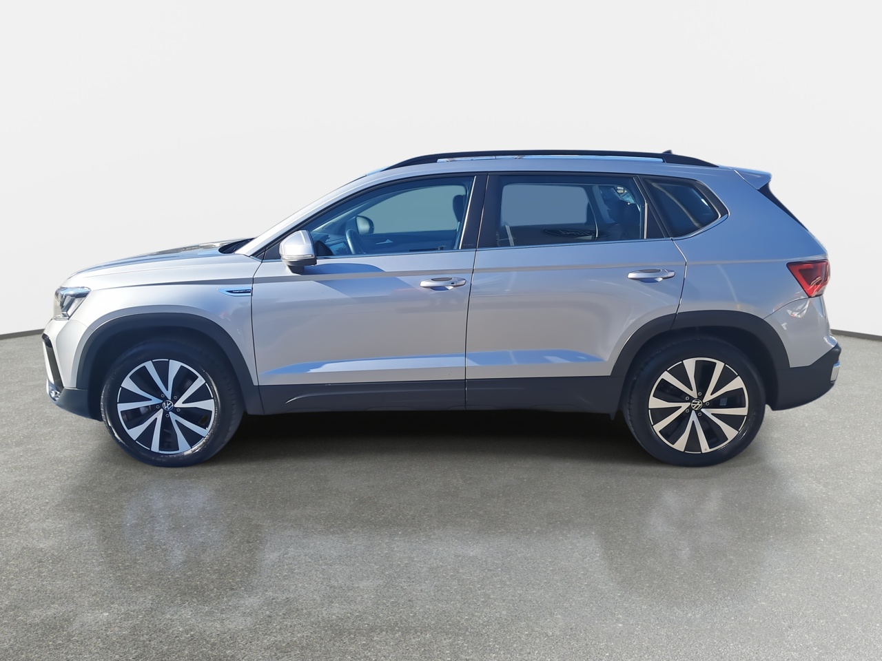 VOLKSWAGEN - 4