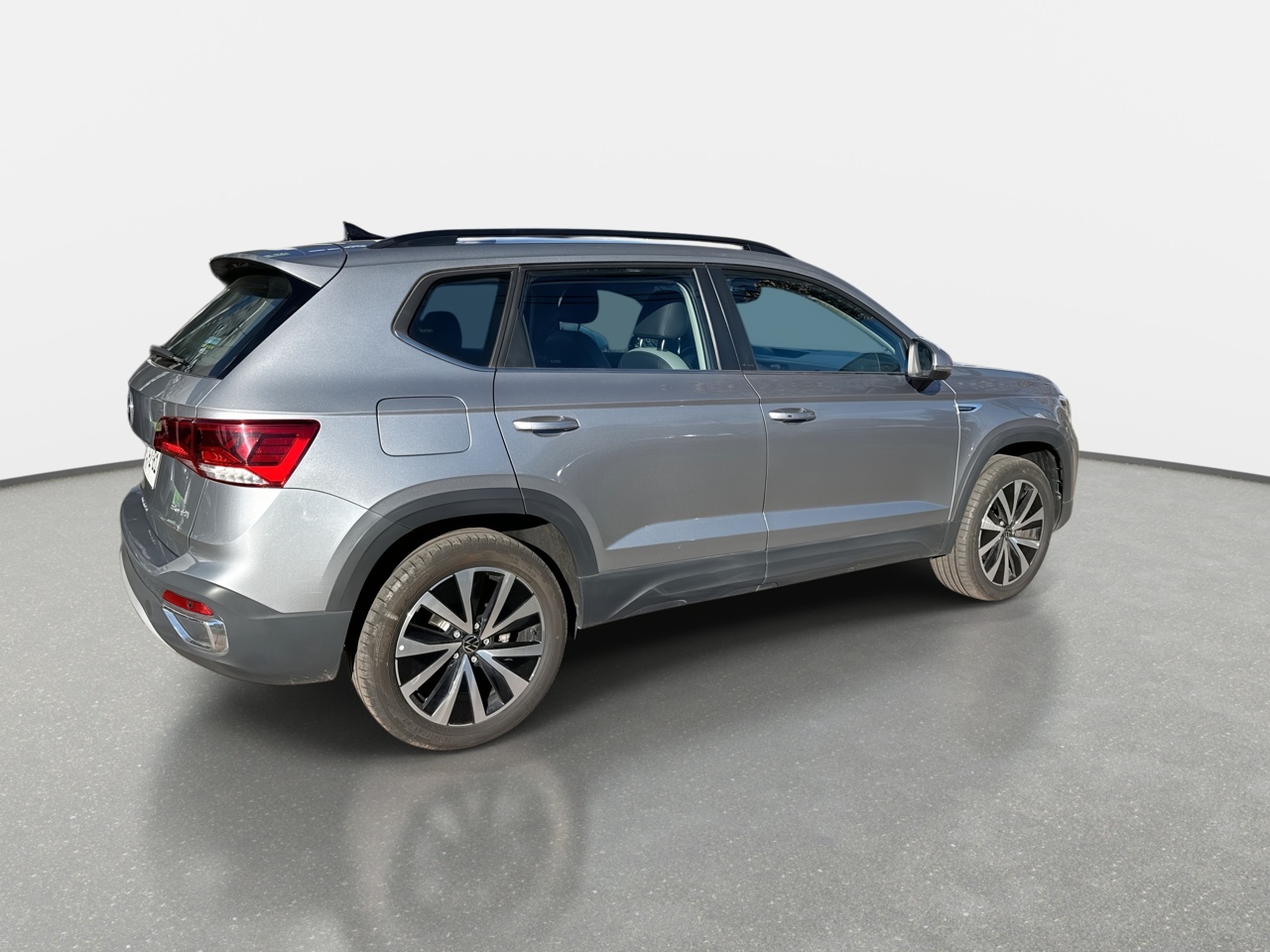 Volkswagen Taos — foto 8 de 28