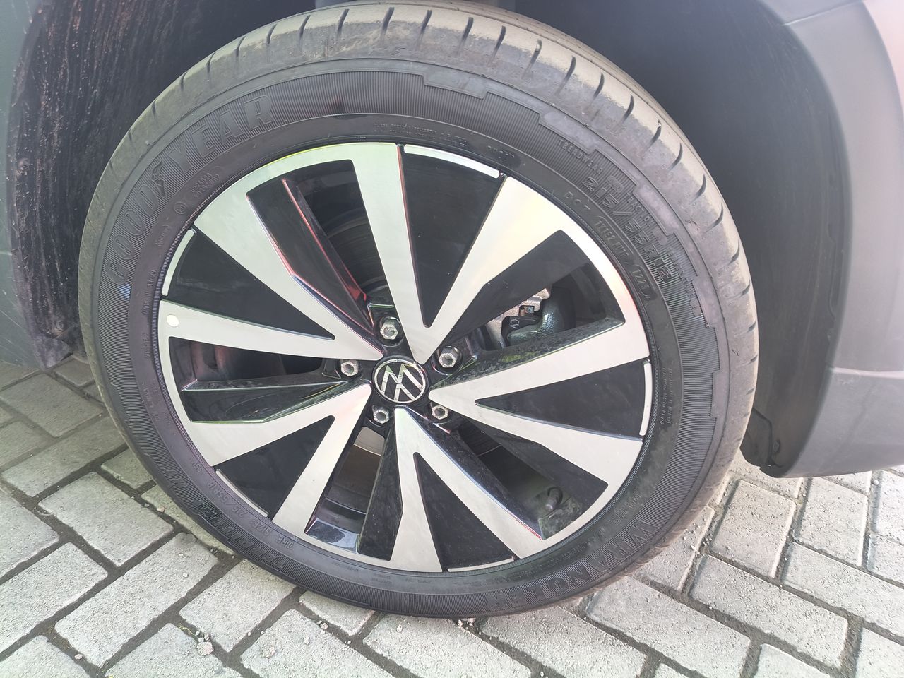 Volkswagen Taos — foto 10 de 21