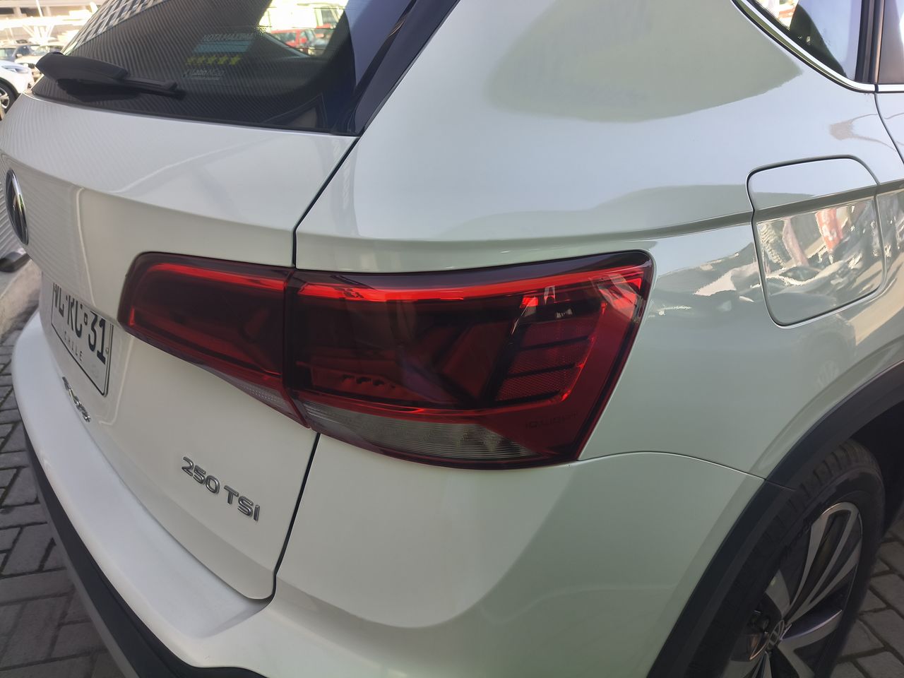 Volkswagen Taos — foto 13 de 21