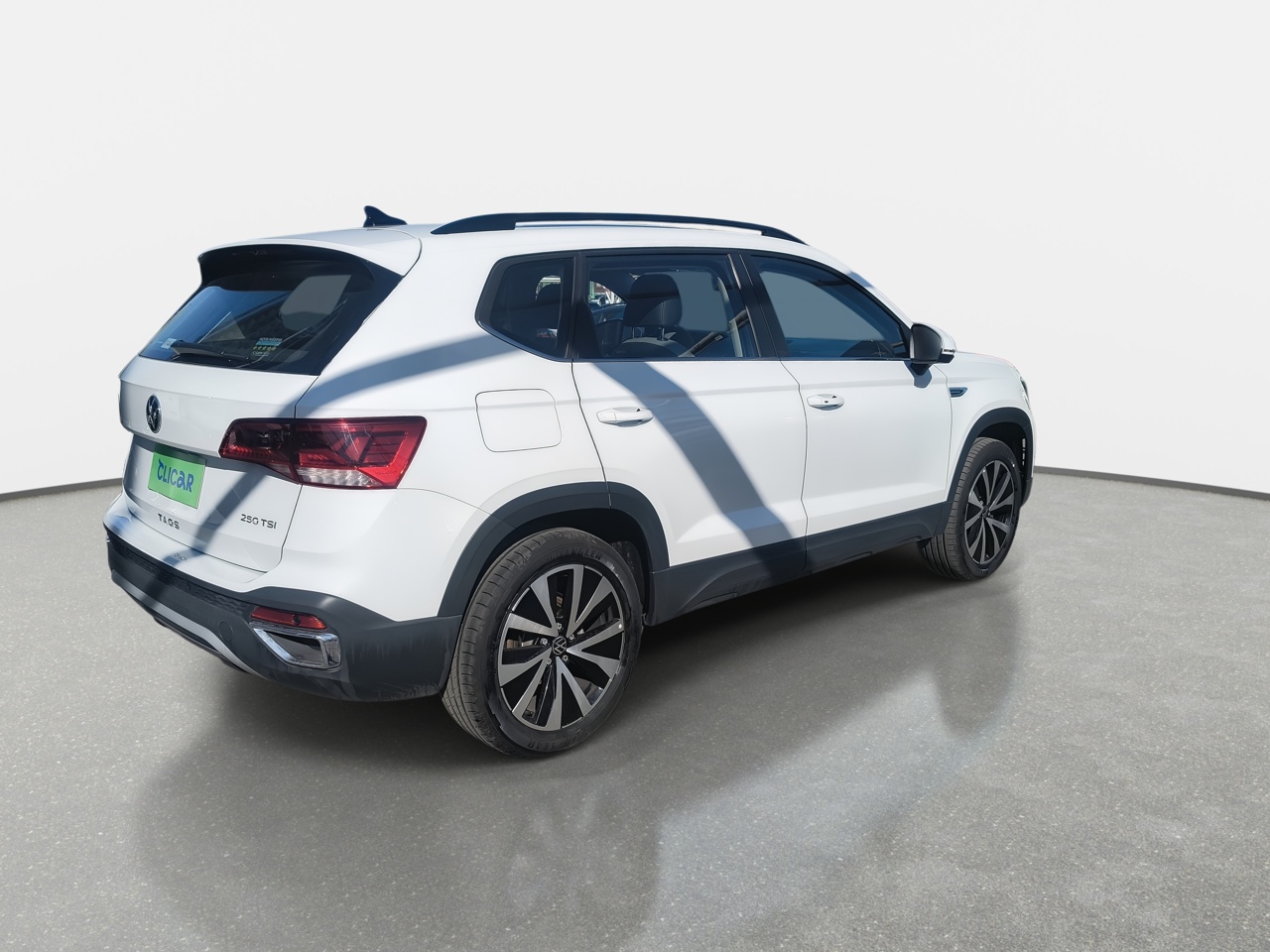 Volkswagen Taos — foto 8 de 29