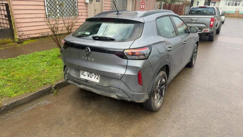VOLKSWAGEN - 4