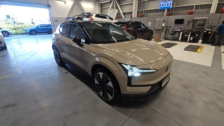 VOLVO - 0