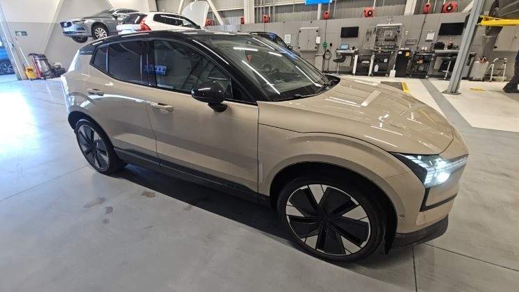 VOLVO - 2