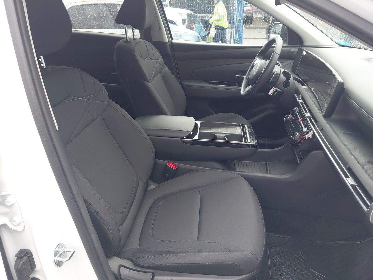 HYUNDAI - 22