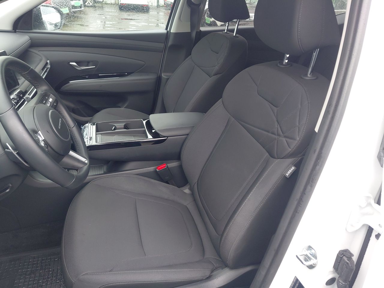 HYUNDAI - 13