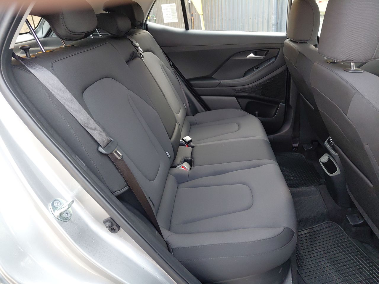 HYUNDAI - 24