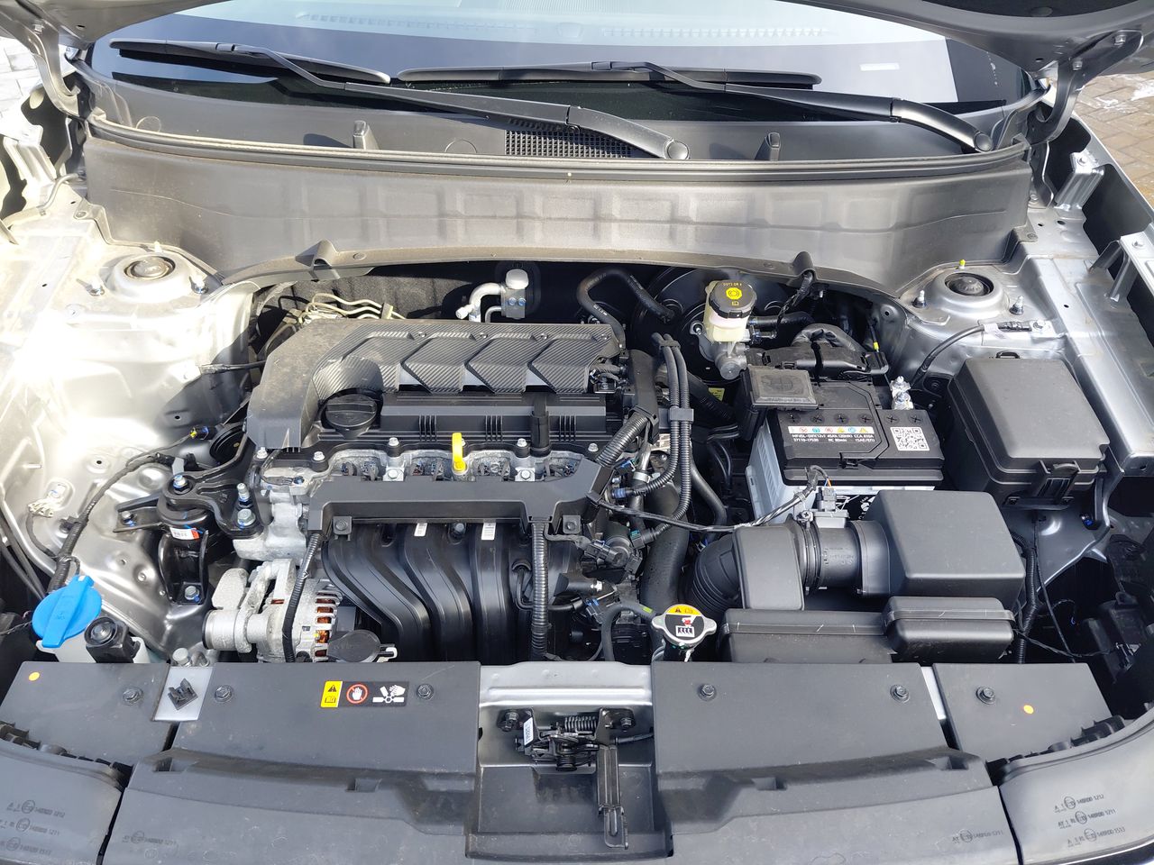 HYUNDAI - 8