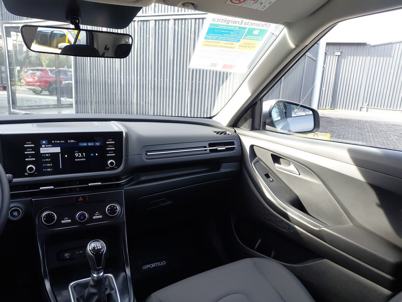 HYUNDAI - 2