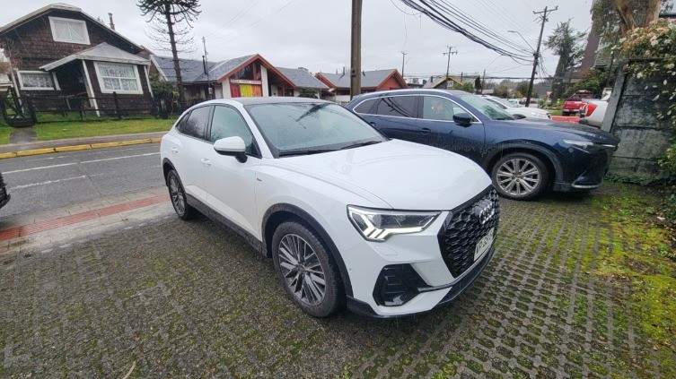 AUDI