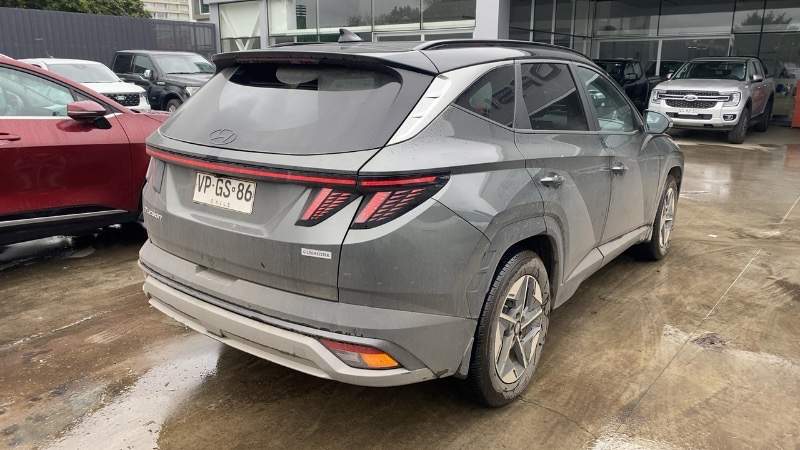 HYUNDAI - 3