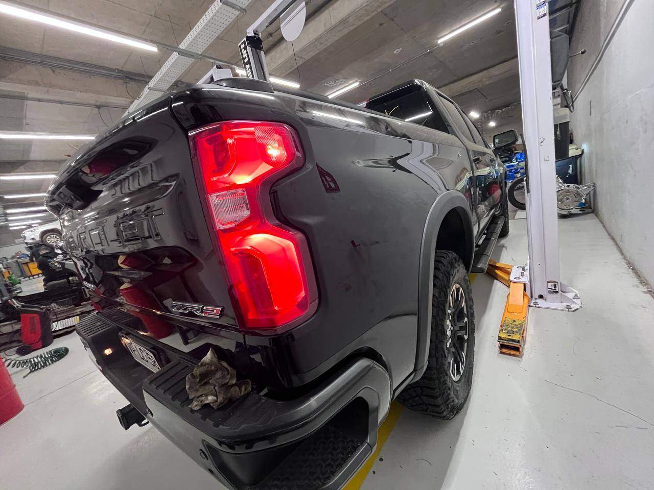CHEVROLET - 4