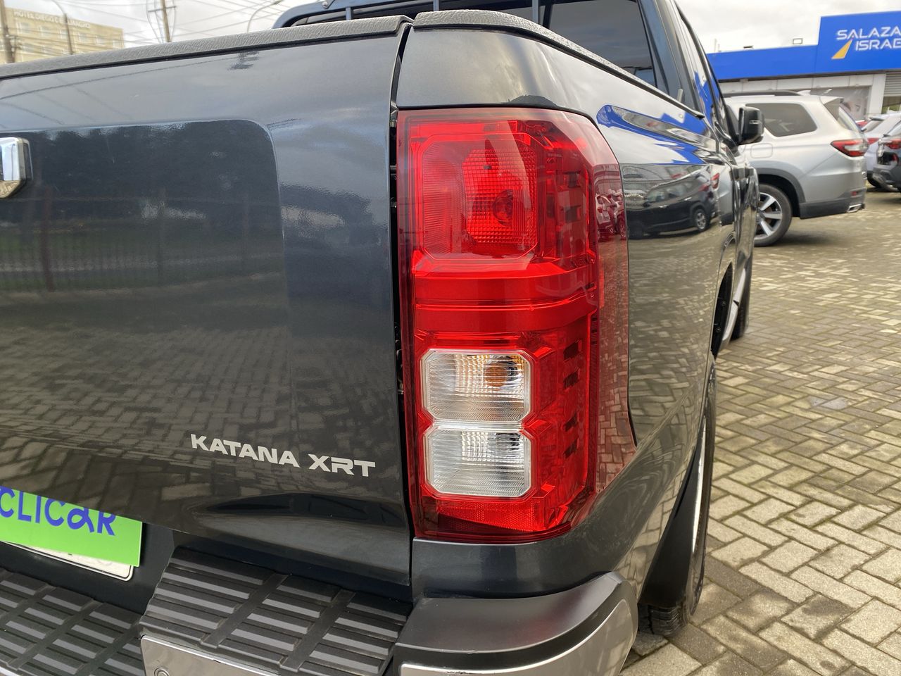 Mitsubishi L200 — foto 13 de 26