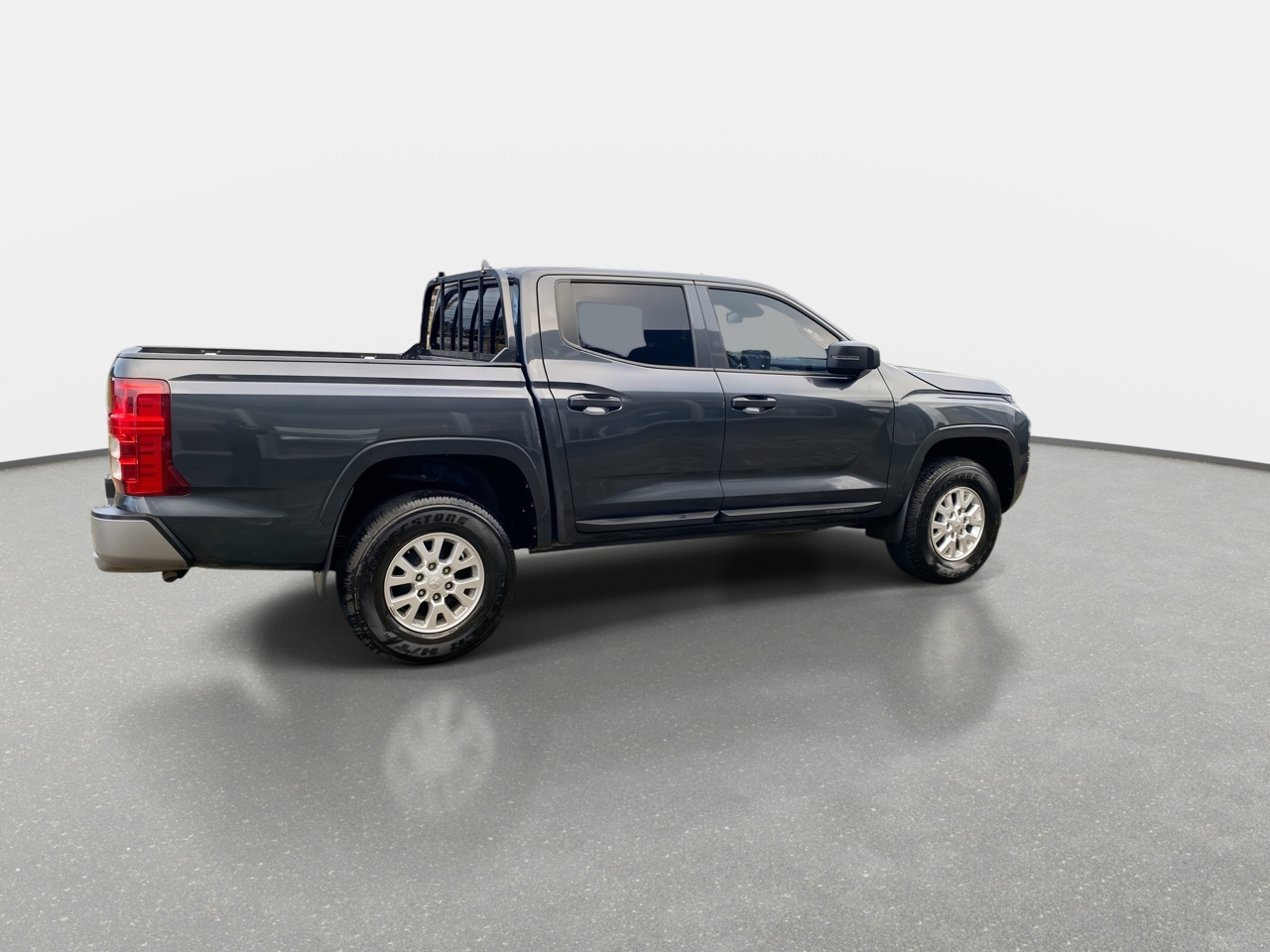 Mitsubishi L200 — foto 8 de 34