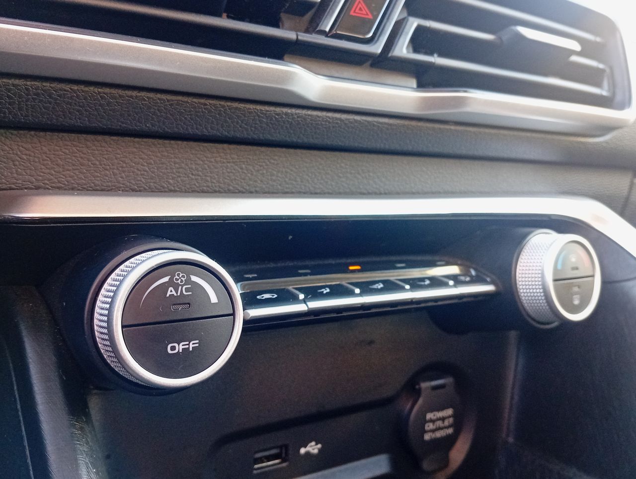 GEELY - 28