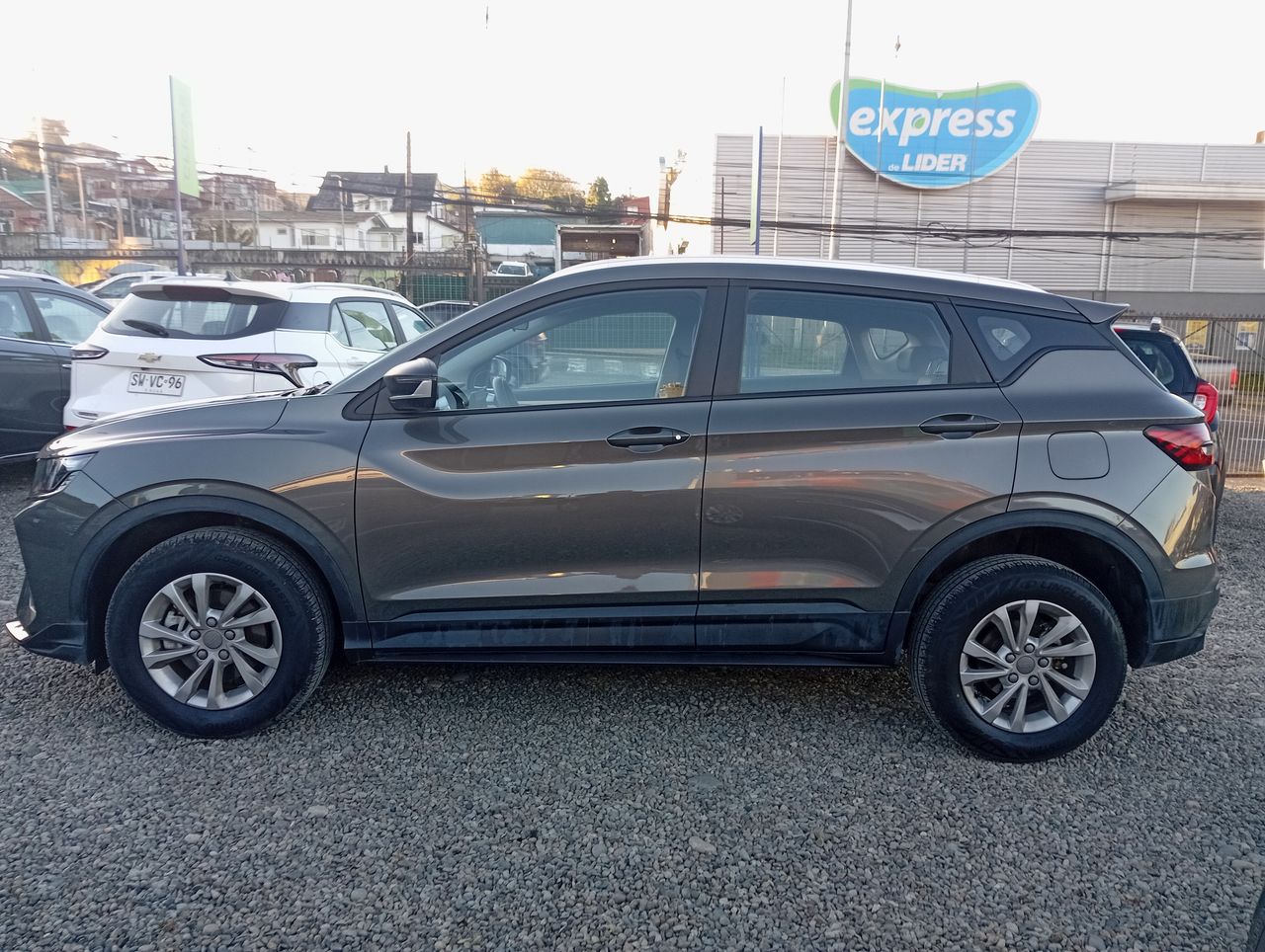 GEELY - 4