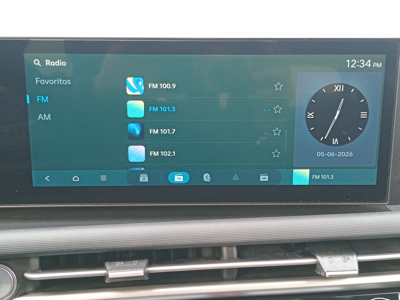 HYUNDAI - 18