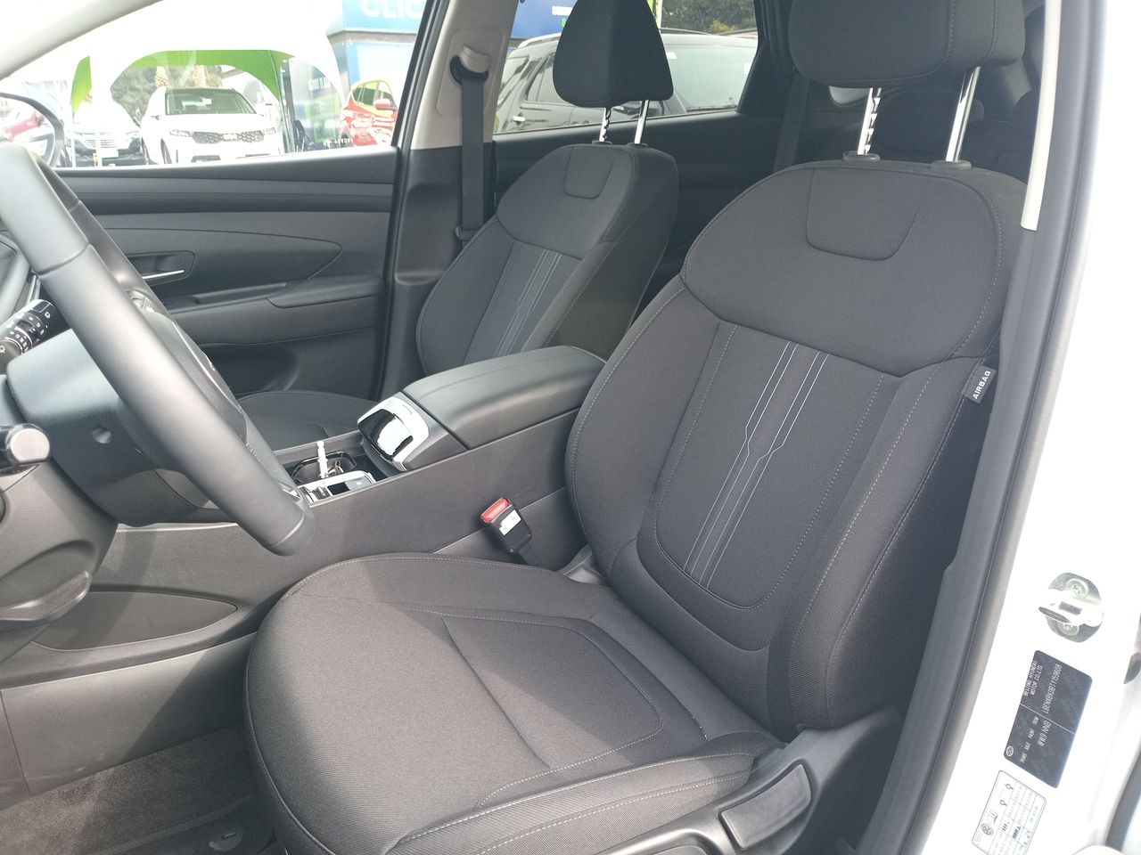 HYUNDAI - 14