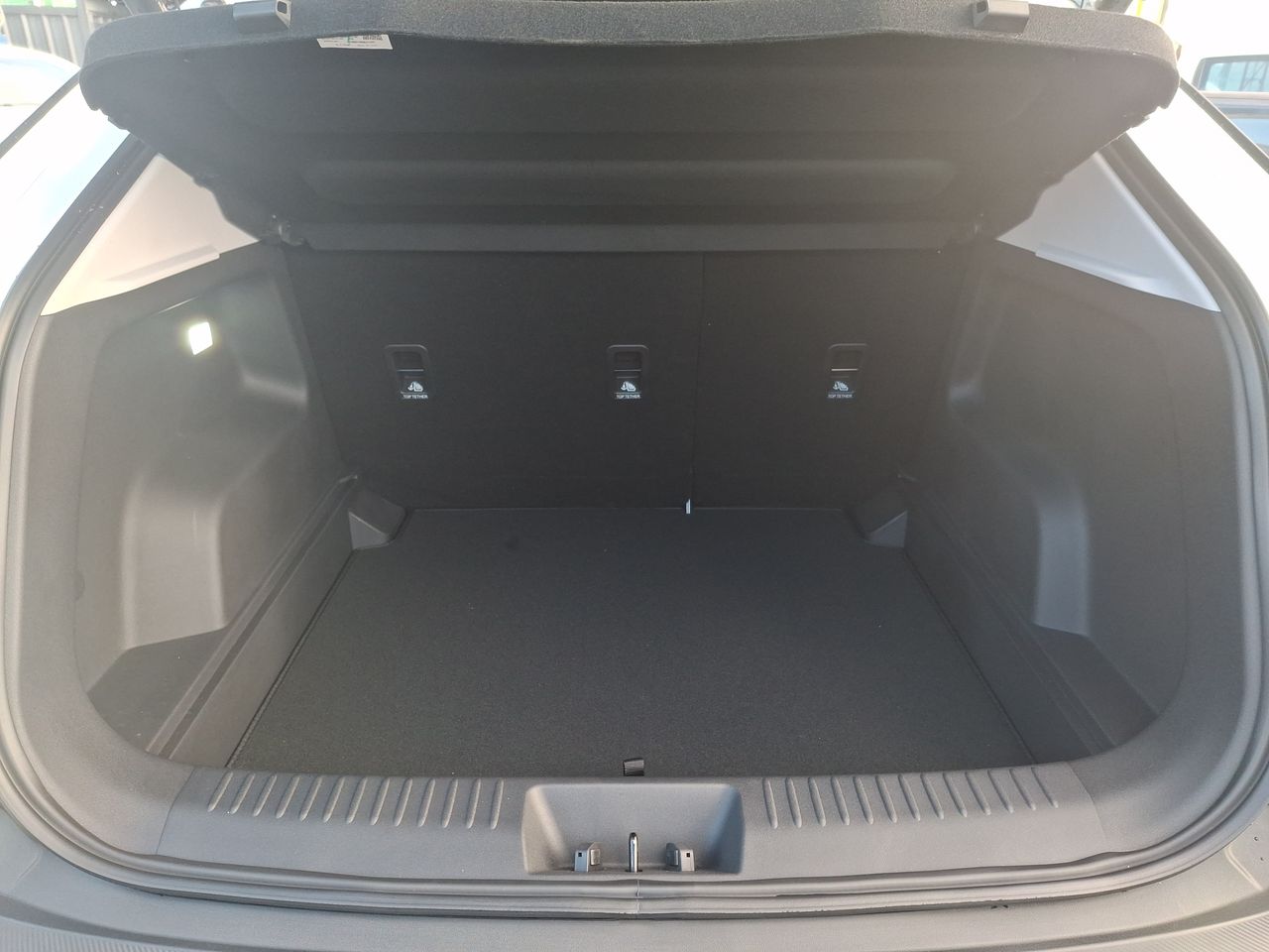 Omoda C5 — foto 13 de 28