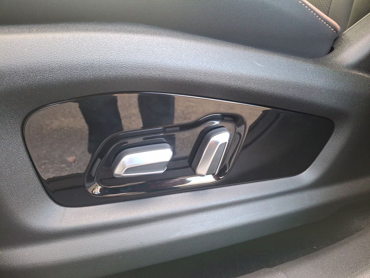 Omoda C5 — foto 15 de 28