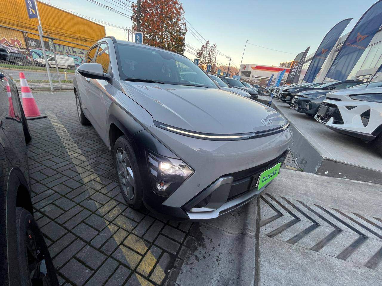 HYUNDAI - 1