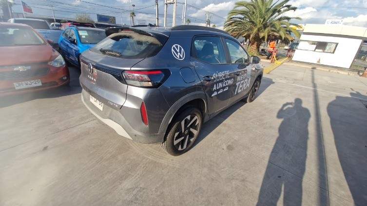 VOLKSWAGEN - 4