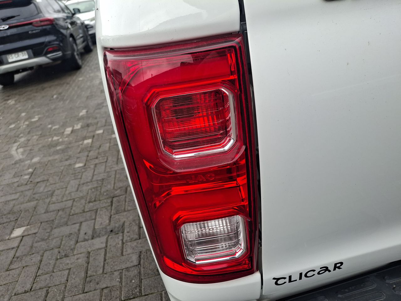 JAC T8 — foto 13 de 28