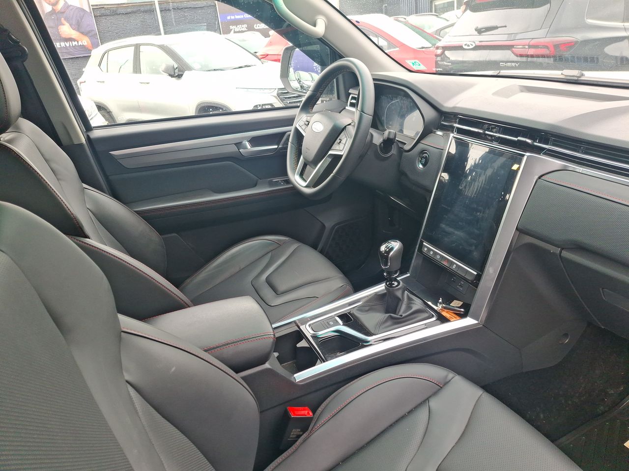 JAC T8 — foto 8 de 28
