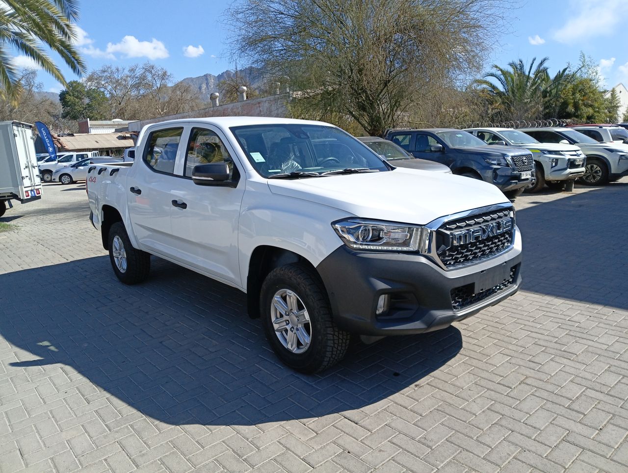 MAXUS - 1