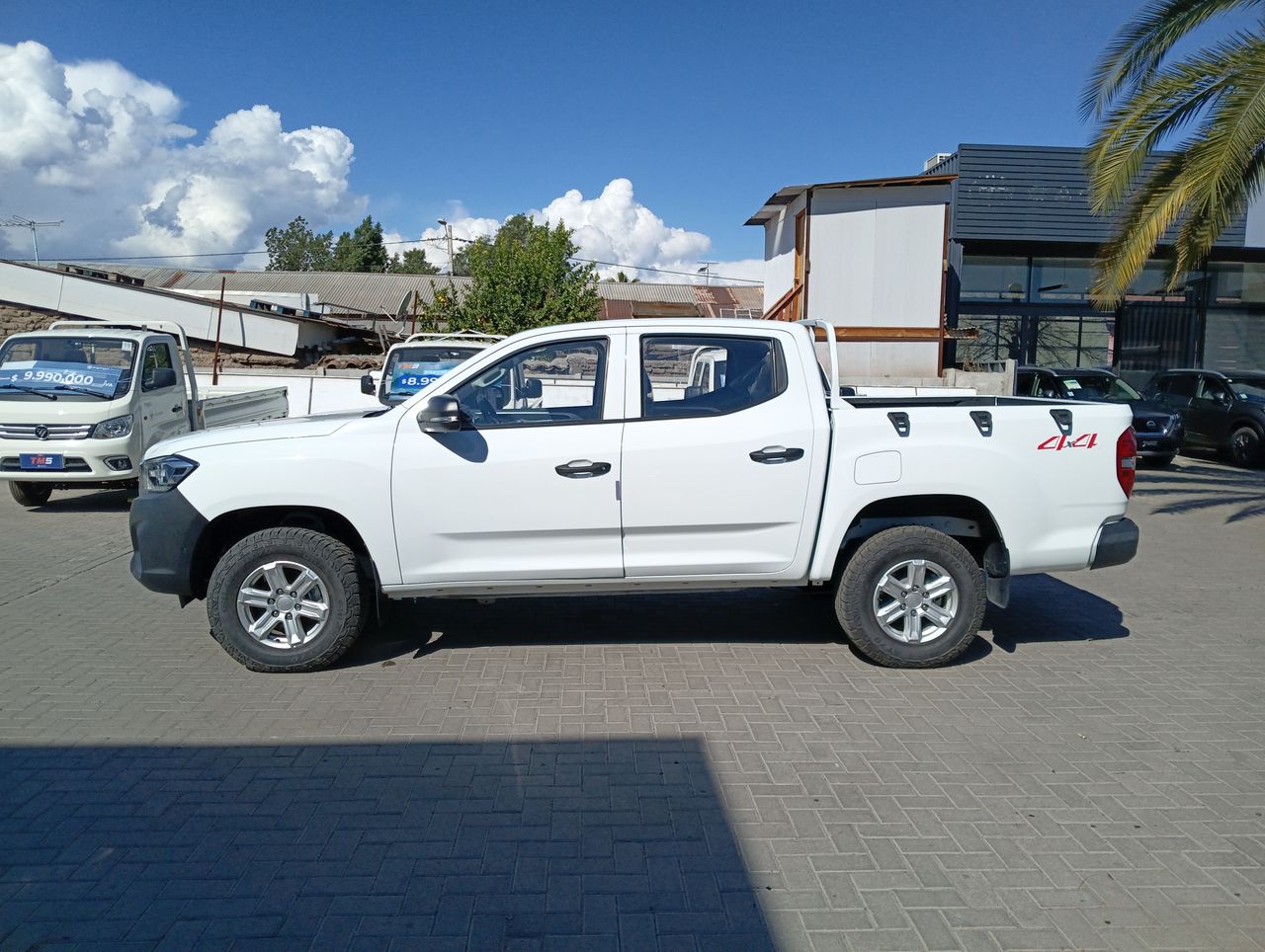 MAXUS - 4