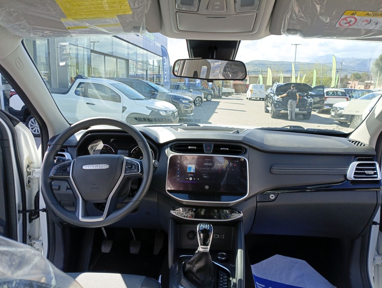 Maxus T60 — foto 10 de 34