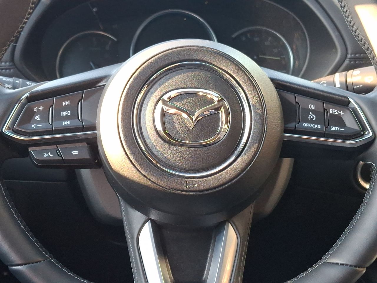 MAZDA - 17