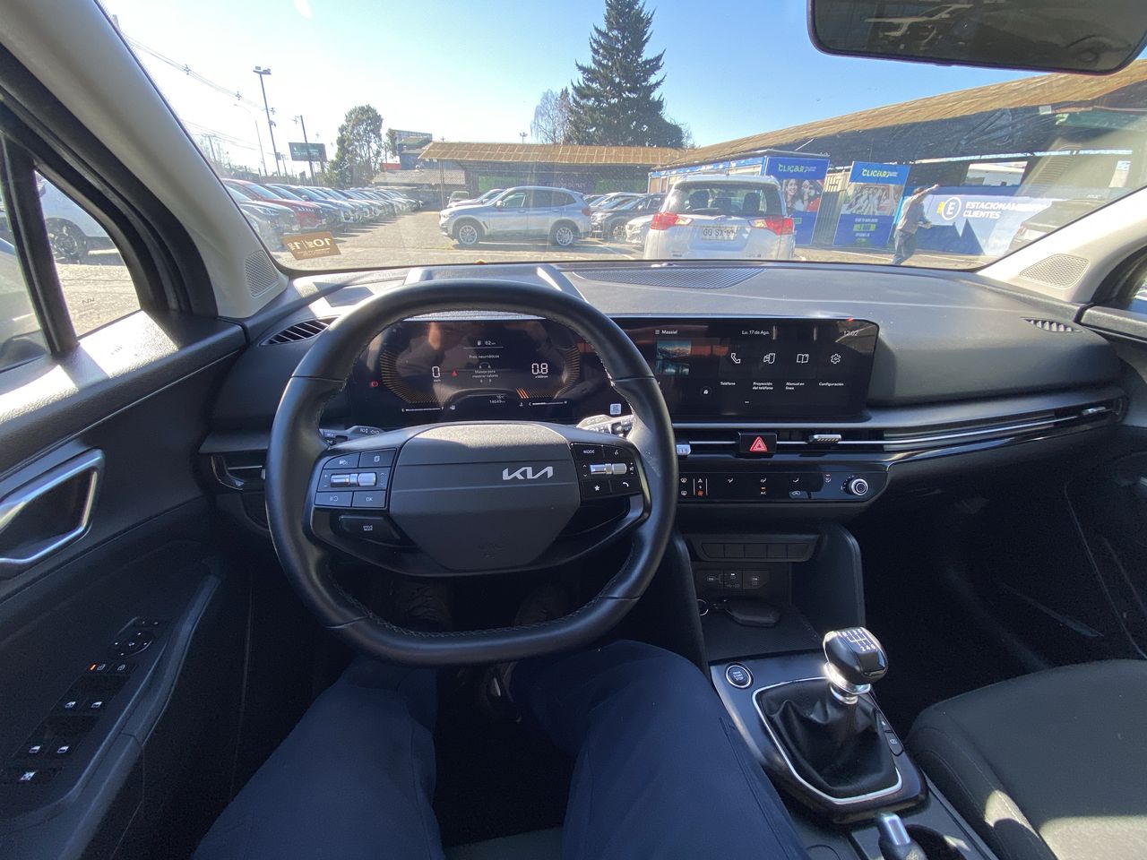 KIA Sportage — foto 25 de 27