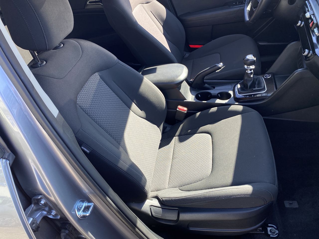 KIA Sportage — foto 26 de 27