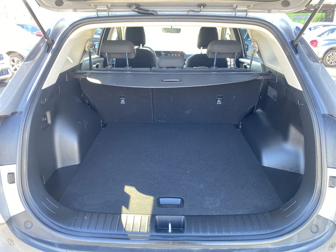 KIA Sportage — foto 14 de 27
