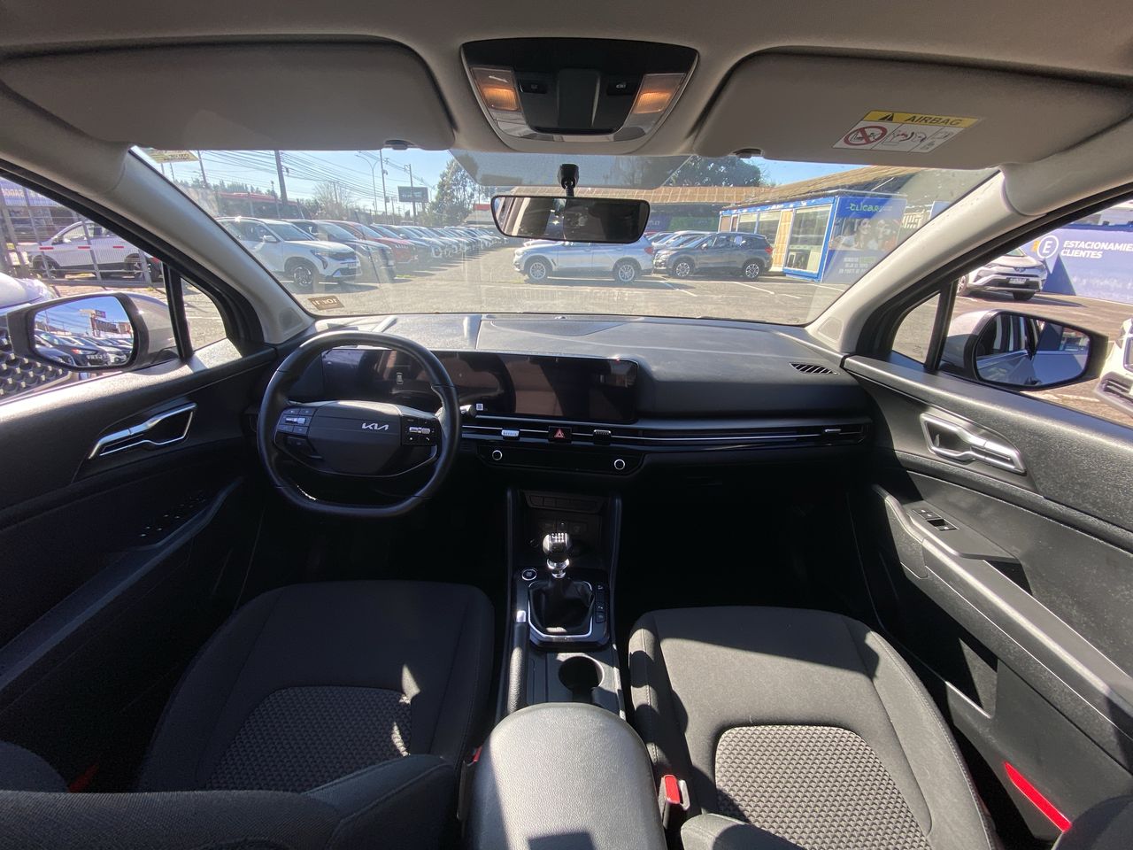 KIA Sportage — foto 2 de 27