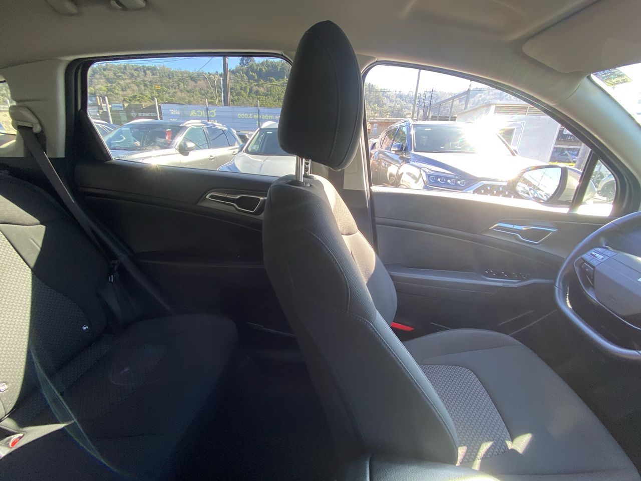 KIA Sportage — foto 8 de 27