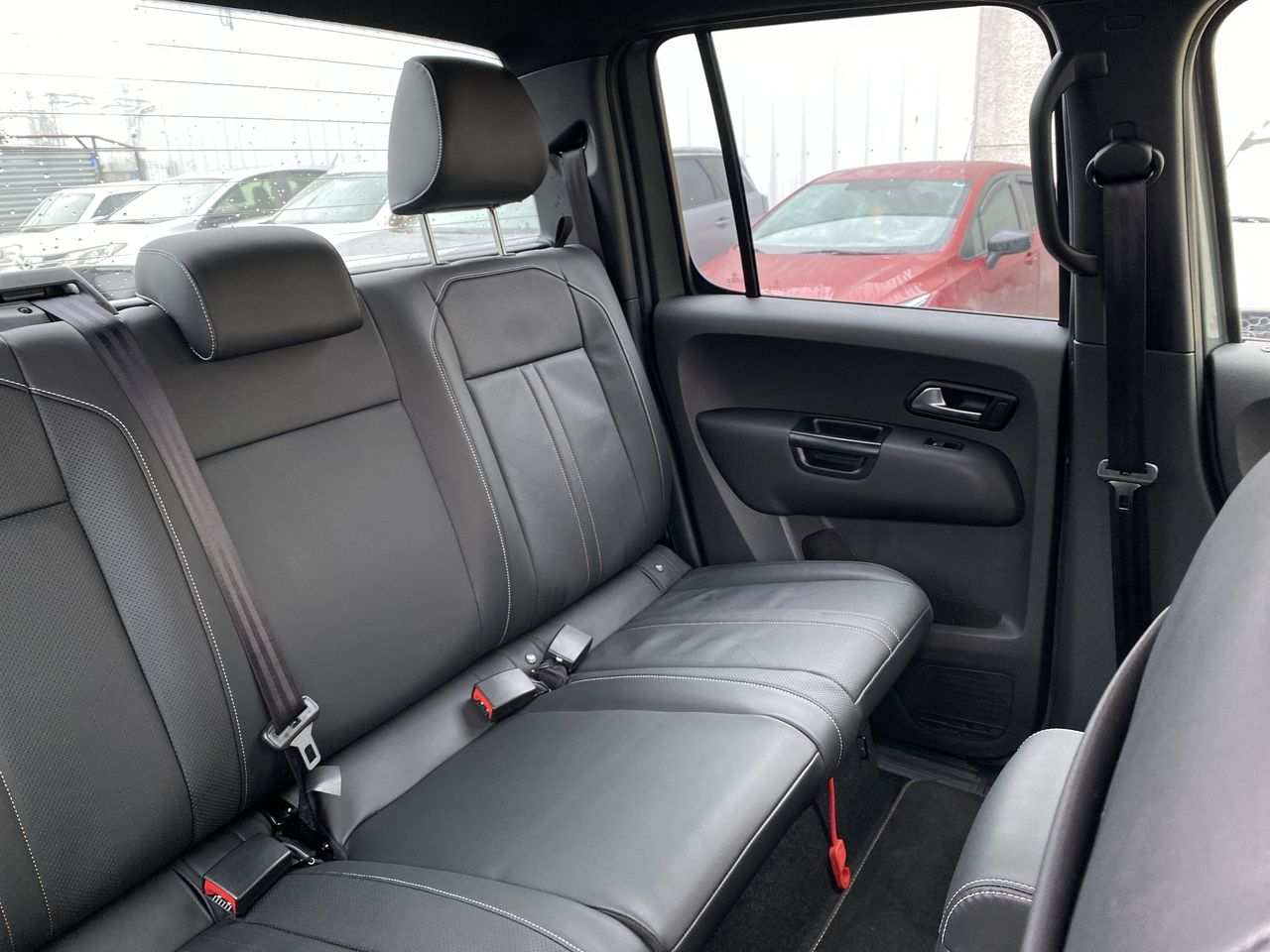 VOLKSWAGEN - 6
