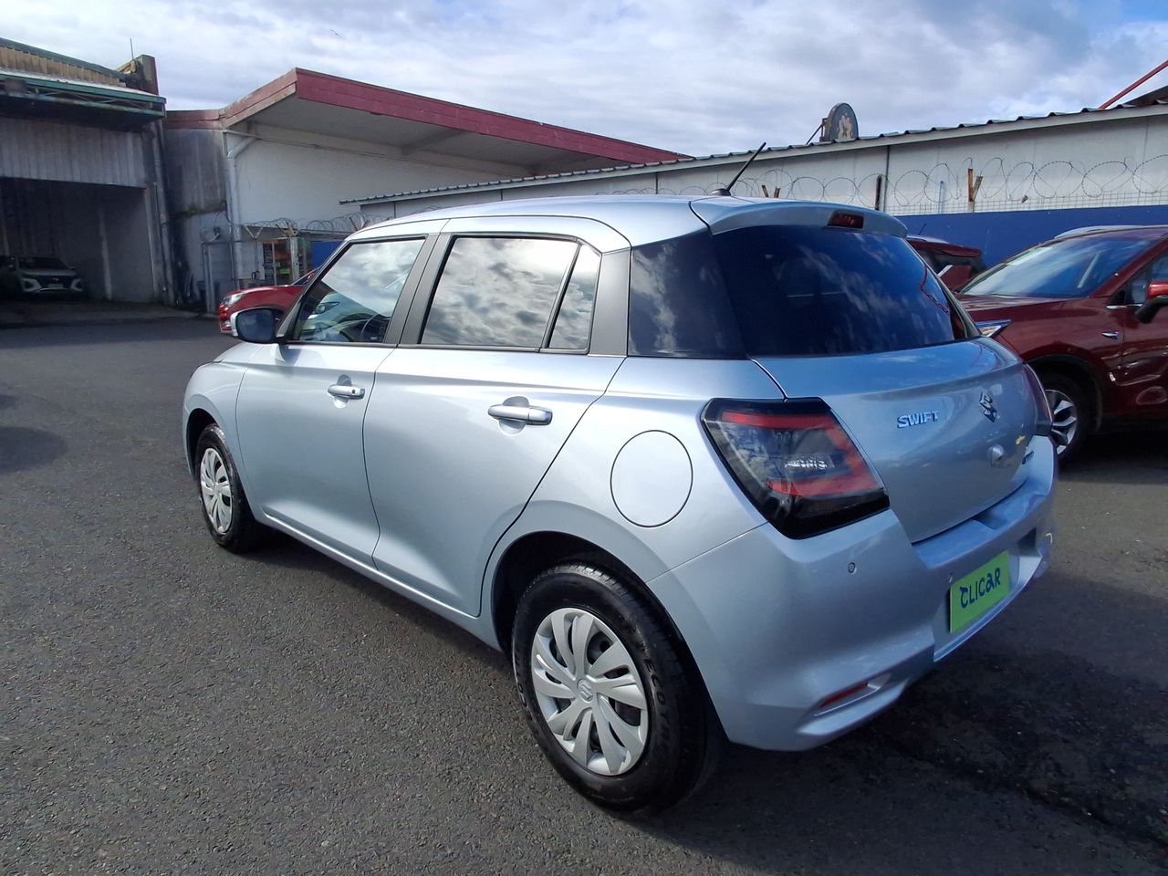 SUZUKI - 4