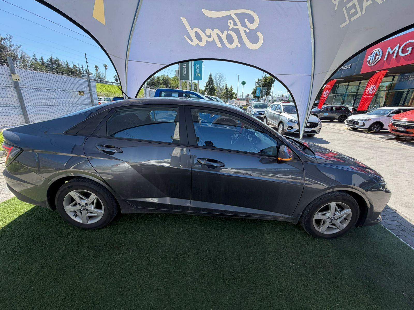 HYUNDAI - 3