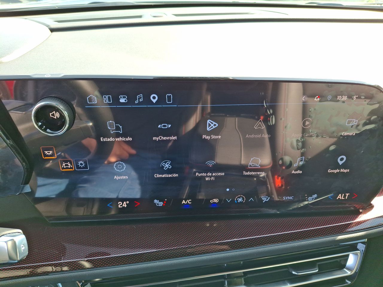 Chevrolet Traverse — foto 28 de 37