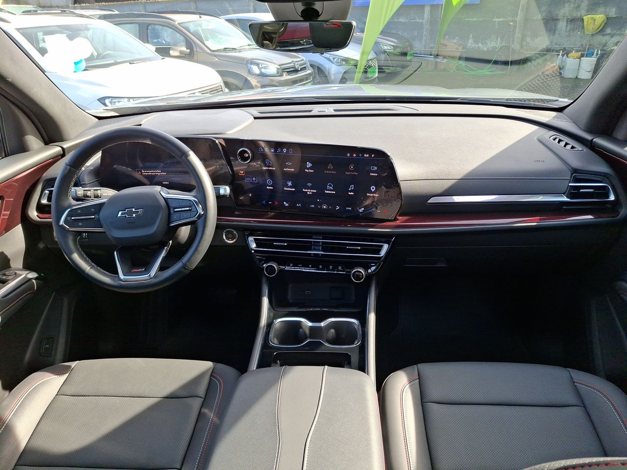 Chevrolet Traverse — foto 10 de 37
