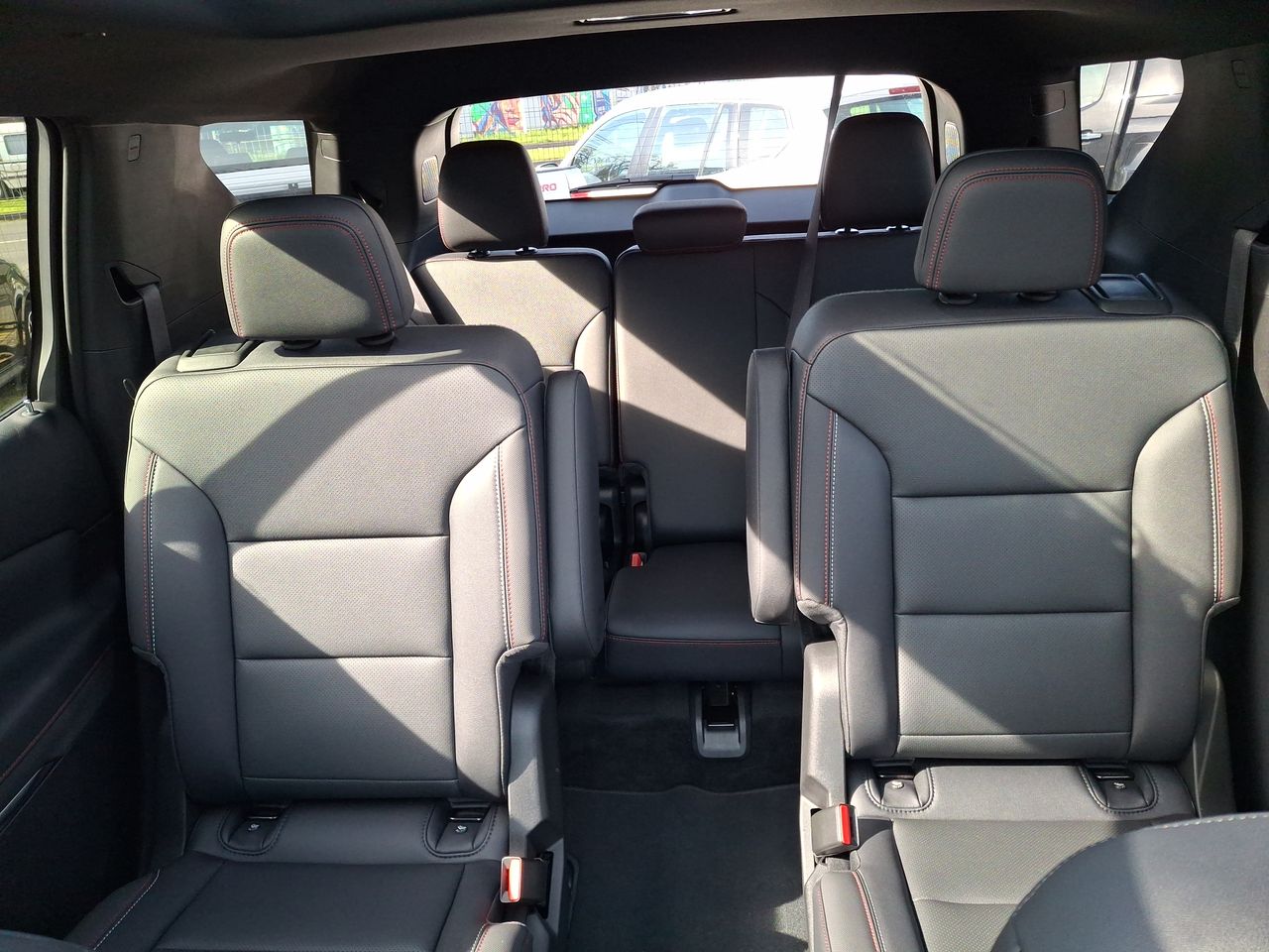 Chevrolet Traverse — foto 14 de 37