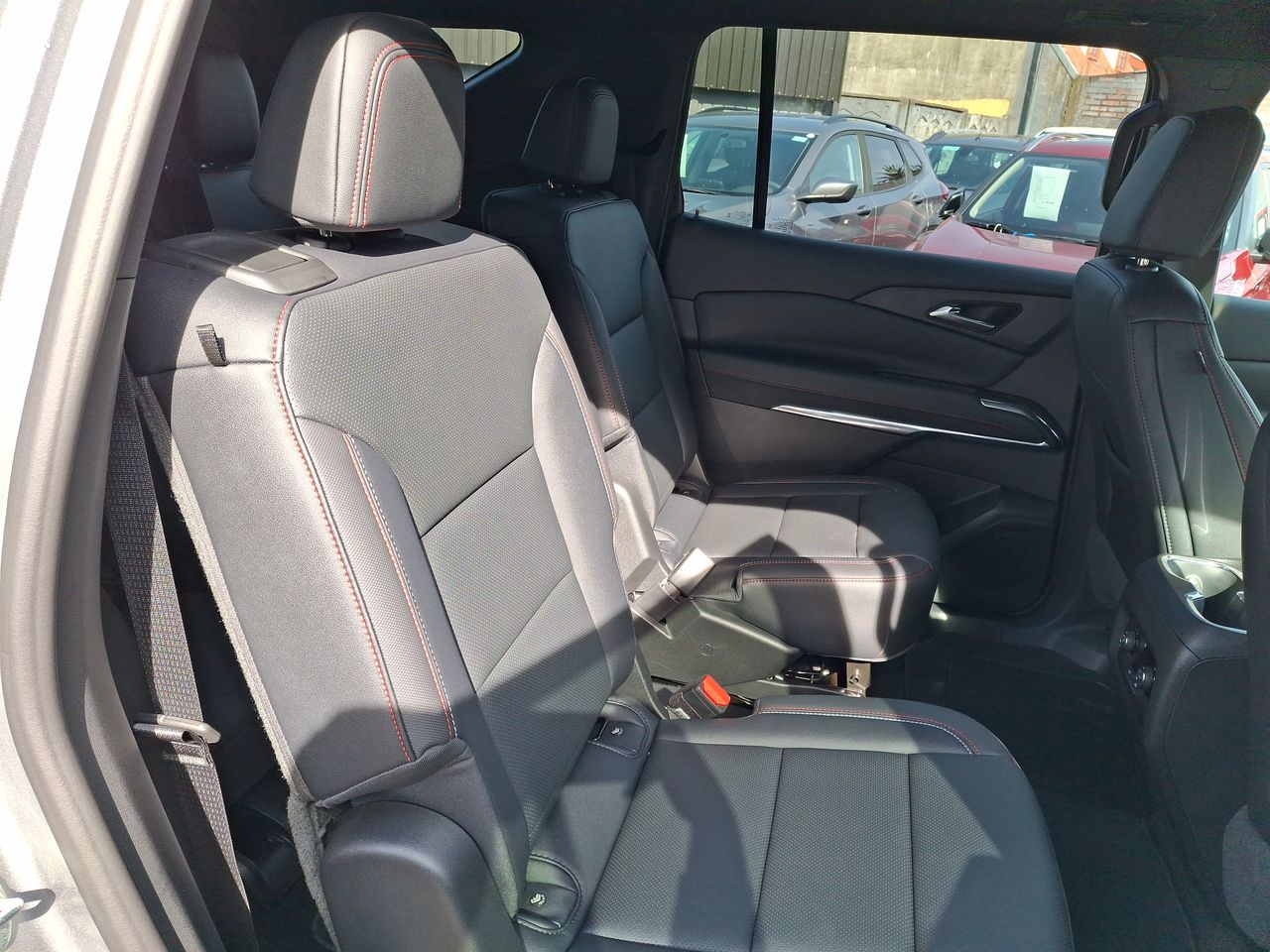 Chevrolet Traverse — foto 15 de 37