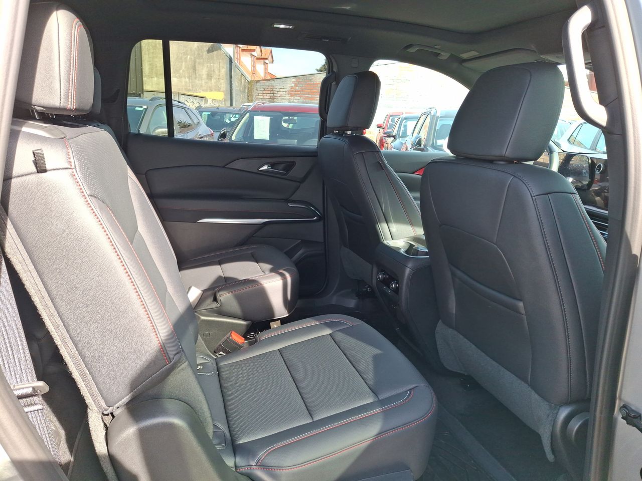 Chevrolet Traverse — foto 16 de 37