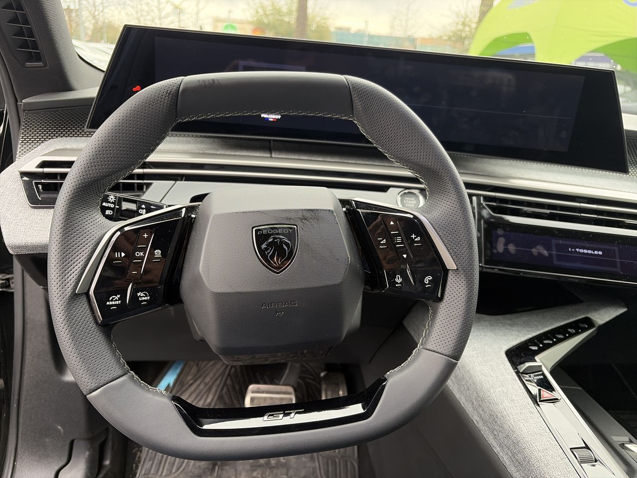 Peugeot 5008 — foto 15 de 20
