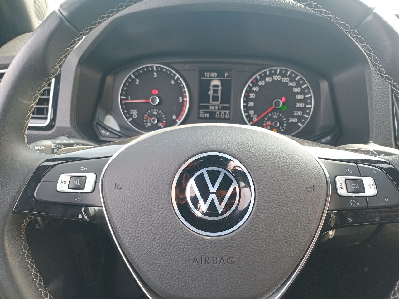 Volkswagen Amarok — foto 25 de 34