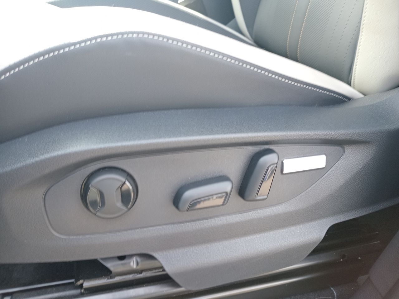 Volkswagen Amarok — foto 22 de 34
